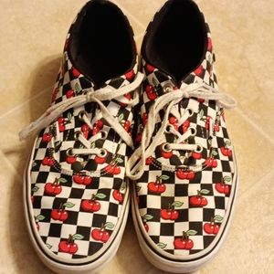 vans checkerboard cherry